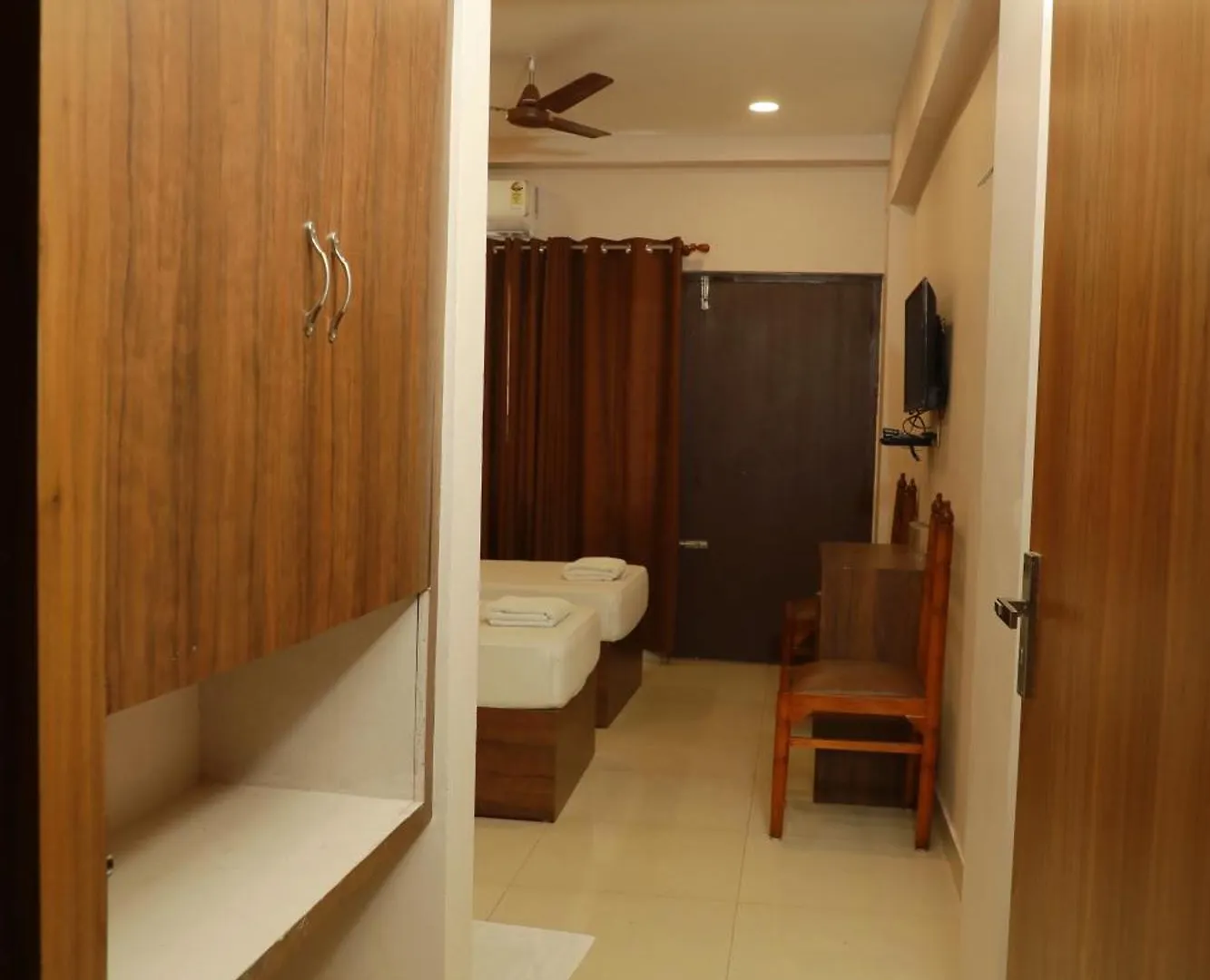 Plaza Tourist Home Kannur 2*,  Ινδία
