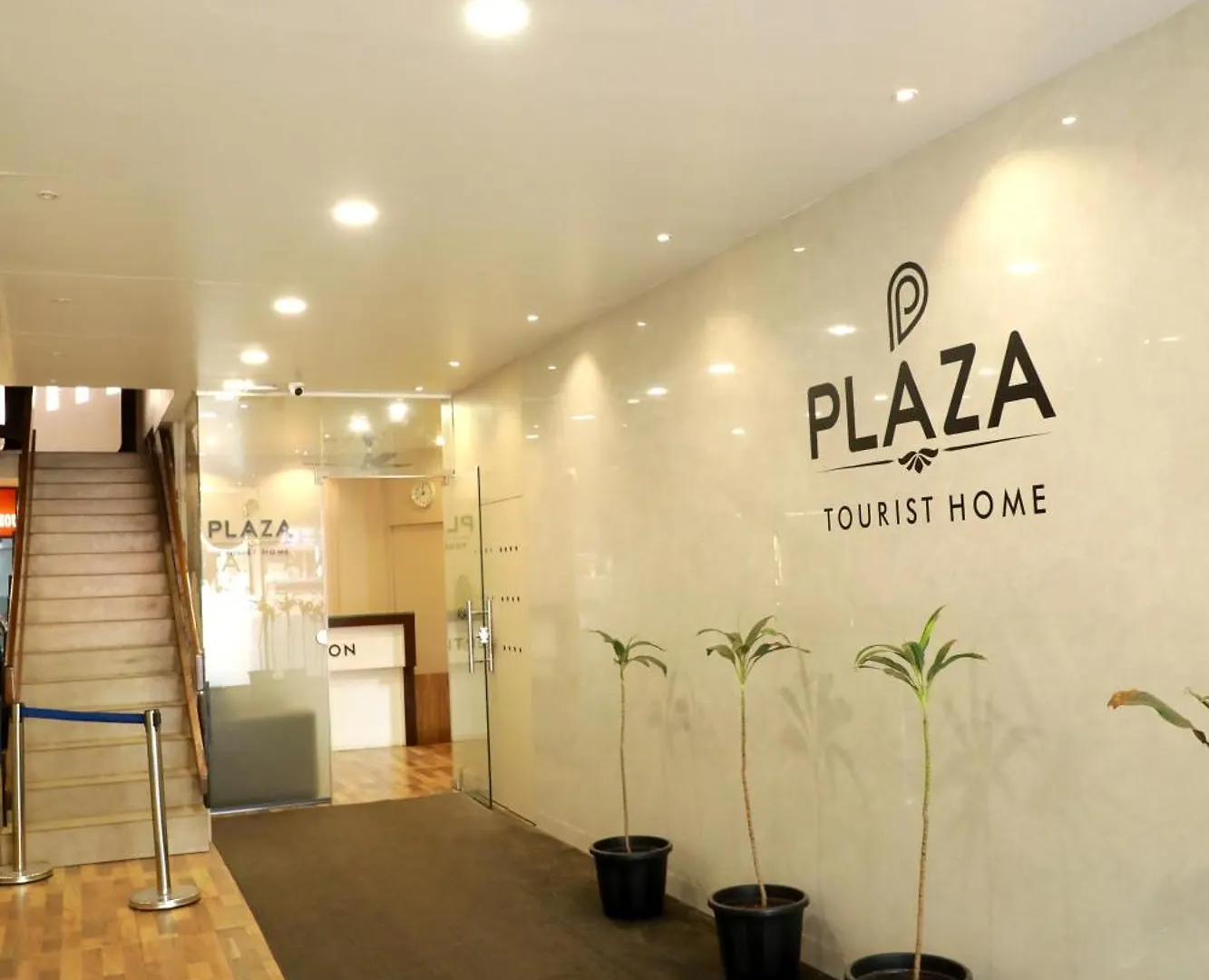 Hotel Plaza Tourist Home Kannur